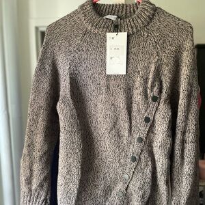 New Zara Women’s Asymmetric Button Yarn Knit Sweater